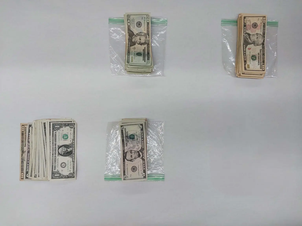 Valentino-Luchin-cash