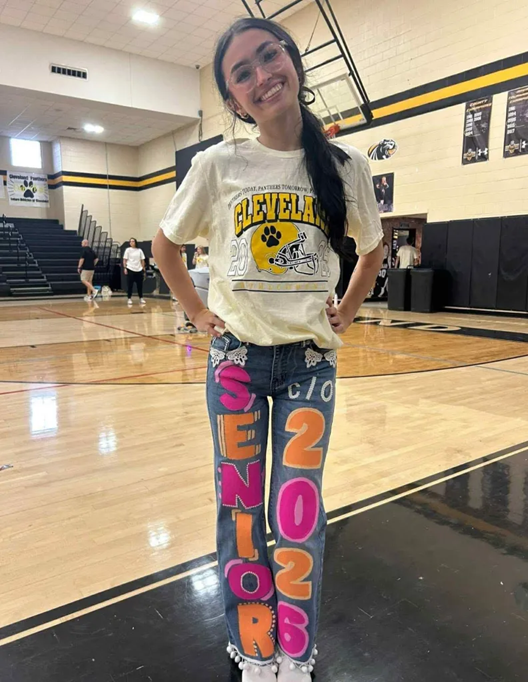 kimber-mills-cheerleader