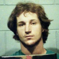 Hank Earl Carr
