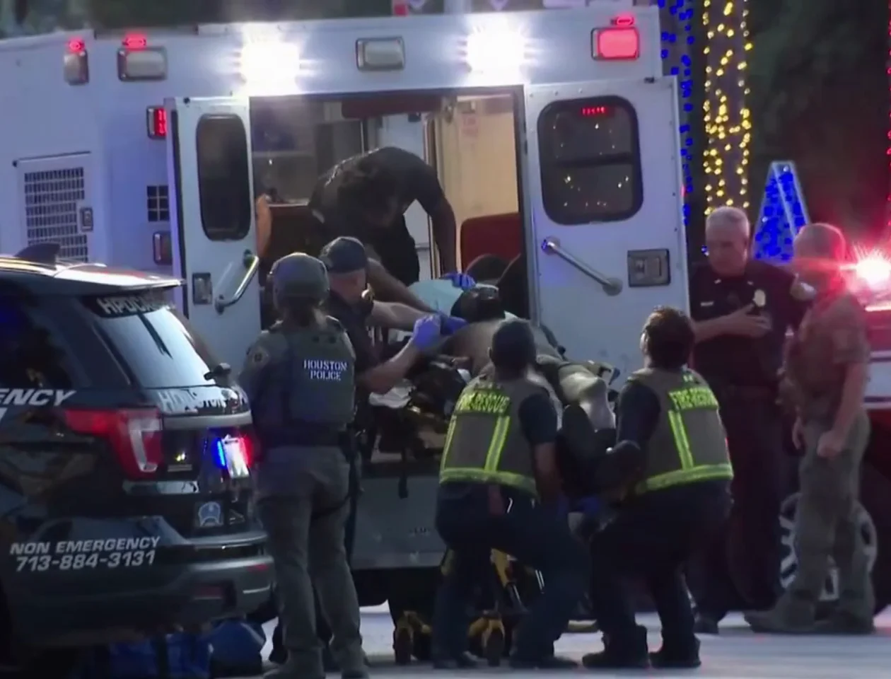 WATCH: Man Shot by Houston Police After 25-Minute Standoff Inside Stolen Vehicle at Highland Village Shopping Area