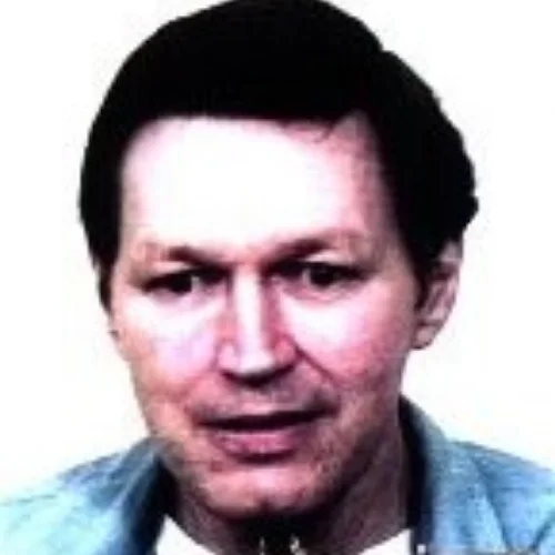Robert Lee Massie