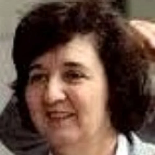 Dora Cisneros