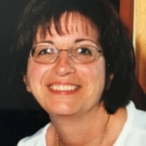 Linda Lou Charbonneau